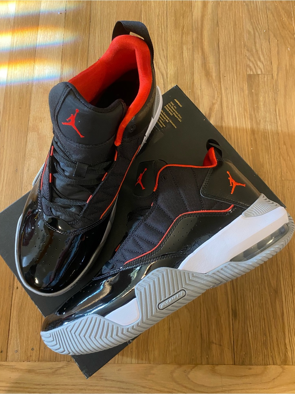Jordan Men's Black and Red Basketball Shoes